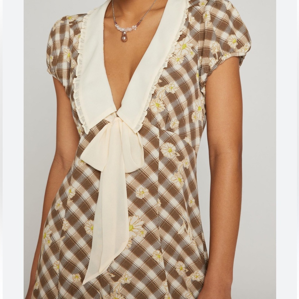 Kimchie Blue Giovanna Collared Romper